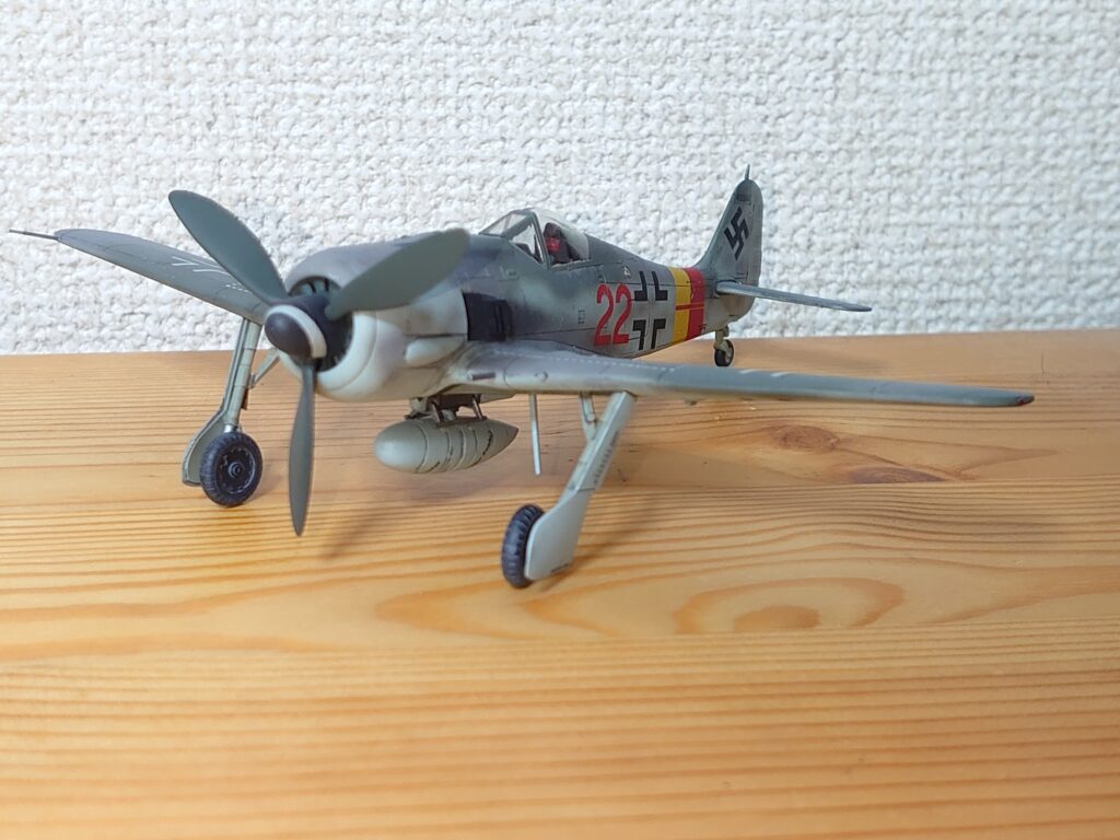 Amazon.com: Hasegawa HJT07492 1:48 Focke-Wulf Fw190A-4 with