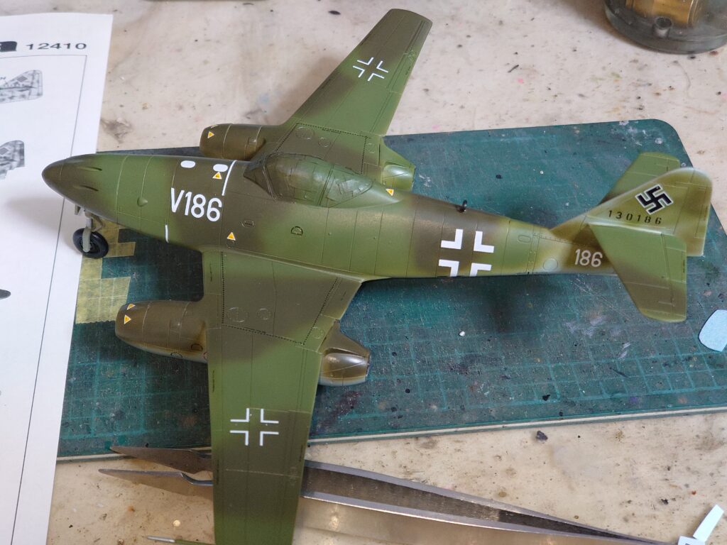 アカデミー1/72「メッサーシュミットMe262」完成品 DSC_2350-1024x768.jpg